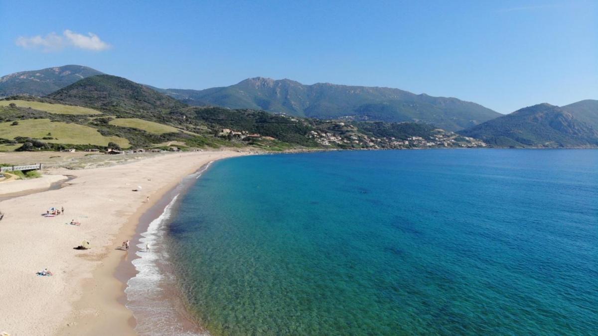 Tres Bel Appartement Les Pieds Dans L'Eau Appietto Buitenkant foto